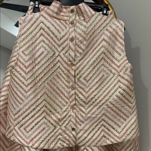 Chic Pink and Gold Women's Skirt Set - Picture 4 of 4